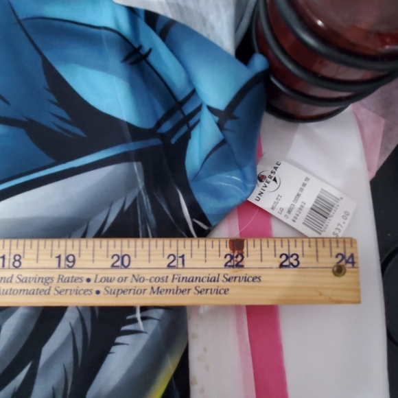 NWT Universal Studios Captain America T-Shirt L👀K Size L 👌 AWESOME - Picture 8 of 11